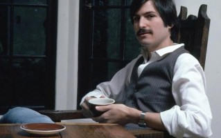 20多岁的乔布斯：有人觉得他是“怪人”和“小丑”