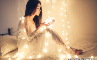 把爱默默放心底的说说（藏在心底的才是最深的感情朋友圈短句）