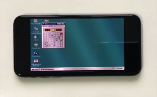 iPhone X运行Win 95系统: 流畅得不像话