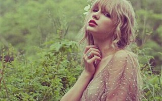 泰勒斯威夫特歌曲排行榜（泰勒斯威夫特十大经典歌曲推荐）