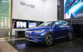 30万买吗？比亚迪2022款唐EV新车到店：S级豪华大6座、续航730km