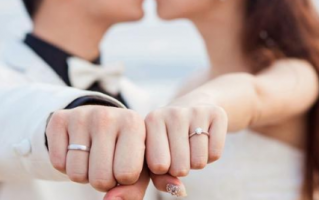 男生手指戴戒指的含义 男生手指戴戒指分别代表什么