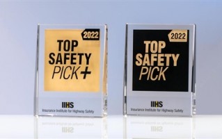 全球最严！IIHS公布2022最佳安全奖：丰田塞纳、特斯拉Model Y入选