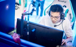 s11螳螂打野出装顺序,英雄联盟国服第一螳螂天赋符文分享