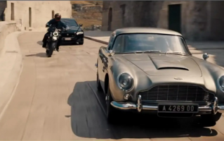 带伸缩式“加特林” 《007》经典座驾阿斯顿·马丁拍卖：2500万成交