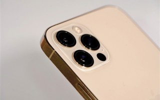 iPhone 15 Pro外观图出炉：终于告别纯直边 手感大提升