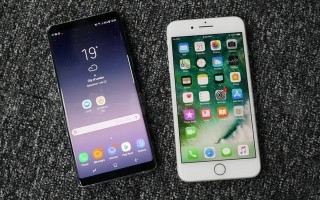 4张动图告诉你iPhoneVS三星到底谁的广告打得好