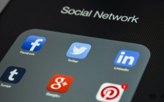 苹果 请去做社交网络吧！