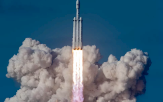 SpaceX估值或增至1400亿美元 马斯克失去世界首富后又获财富礼包