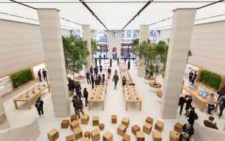 就是三个不变的优势 在背后暗暗推动着苹果前进