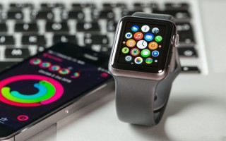 Apple Watch或改用圆形表盘 支持手势操控