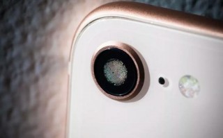 iPhone 8防水测试：泡水28分钟后入液报废