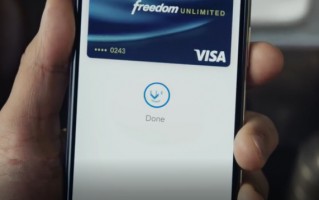 苹果新广告：有了iPhone X剁手更快，瞅啥买啥