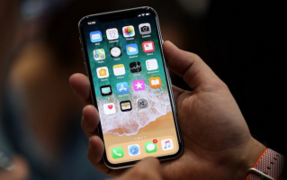 史上“最娇贵”苹果手机 iPhone X