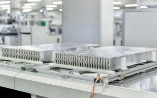 重磅！消息称比亚迪刀片电池已供应特斯拉：新车最快 8 月底下线