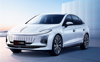 车长碾压大众迈腾 红旗E-QM5上市：12.28万起、能跑431公里