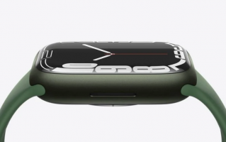 苹果高管谈论 Apple Watch Series 7 为何配置更大显示屏