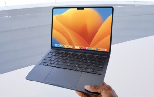 博主上手MacBook Air：午夜色太容易粘指纹