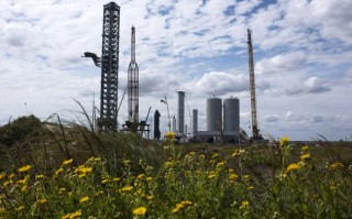 美国打压 SpaceX 扩张计划，敦促其降低对得州发射基地野生动植物的影响