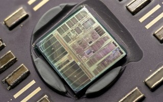 大神破解22年前的AMD K6-2+处理器：打开隐藏的128KB二级缓存