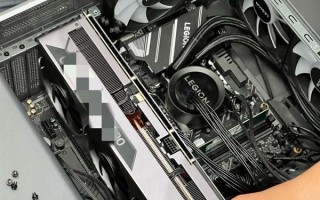 RTX 4090被抢先装机：四槽三风扇 性能暴力至极