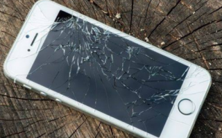 iPhone降速门是苹果故意，老用户拿什么来自救？