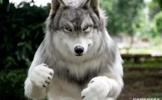 日本网友花300万制作狼人套装 效果逼真堪比特效