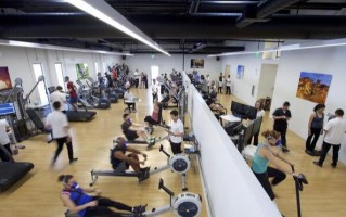 外媒：苹果已招聘50多名医生，进军专业医疗领域