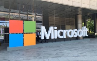 微软新一轮裁员“再动刀”！华盛顿州617人被裁
