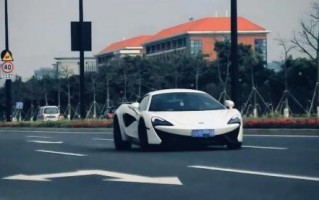 大学生开迈凯伦路上狂飙至191km/h！原因无语：上课怕迟到