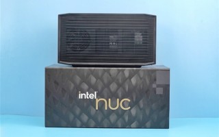 Intel NUC迷你机放飞自我：竟用上3插槽巨型显卡