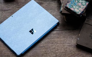 微软 Surface Pro 9 Liberty 限量款上市：独特花卉涂装和壁纸，售价 1500 英镑