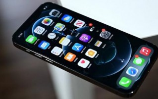 新专利显示：苹果正研究让 iPhone 显示屏玻璃更薄更坚固