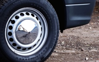 一夜间600辆车胎被集体放气 英环保组织给出原因：SUV是气候灾难