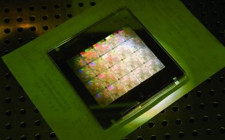 抢先量产2nm 重振日本半导体 73岁的业内大腕东哲郎出山